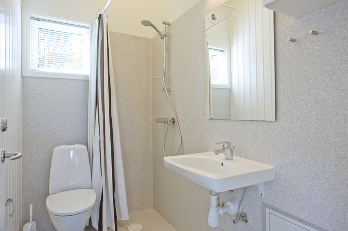 Henne Hytte Bad Toilet