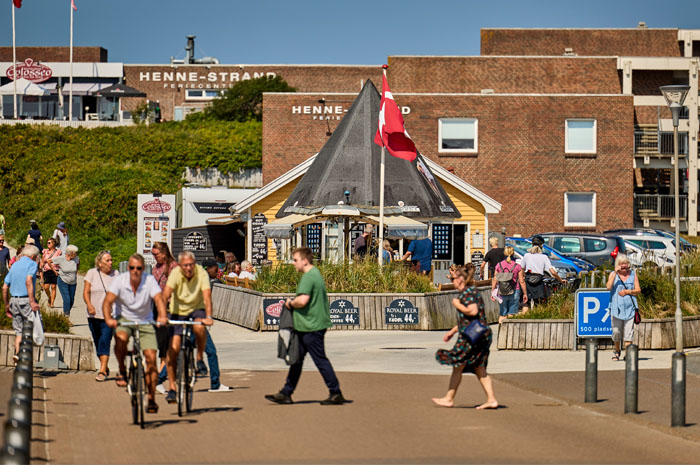 Einkaufen in der Stadt Henne Strand